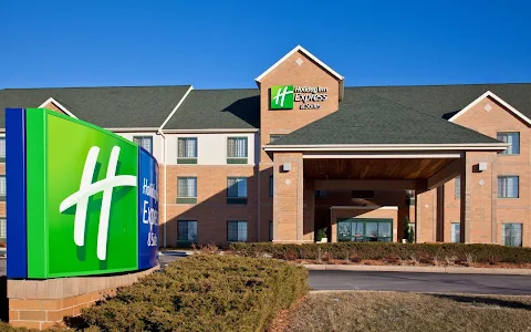 Holiday Inn Express & Suites Pleasant Prairie / Kenosha, an IHG Hotel image