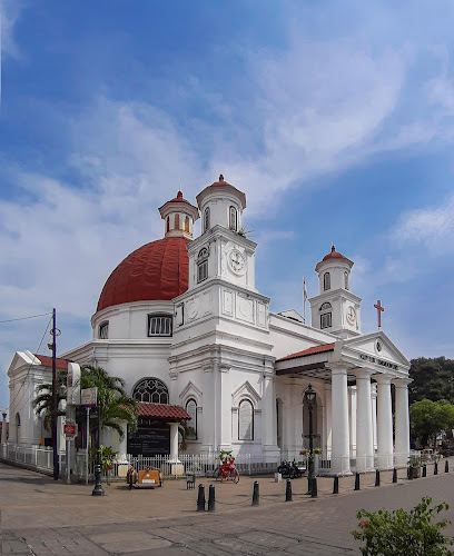 Menelusuri Gereja di Jawa Tengah: 15 Tempat Ibadah yang Harus Dikunjungi