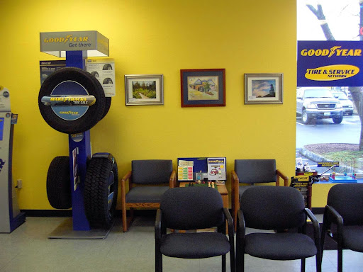 Auto Repair Shop «Courtesy Auto Service & Tire, Inc.», reviews and photos, 4504 Pacific Ave SE, Lacey, WA 98503, USA