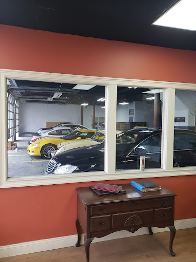 Car Dealer «European Motorsports Sales Services Inc.», reviews and photos, 314 S Broadway, Lawrence, MA 01843, USA