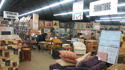 Thrift Store «American Thrift Store», reviews and photos, 5051 N University Dr, Lauderhill, FL 33351, USA