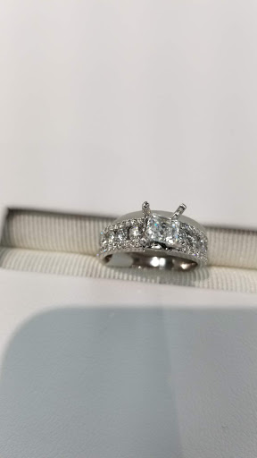 Jeweler «Shane Co.», reviews and photos, 10885 Haynes Bridge Rd, Alpharetta, GA 30022, USA