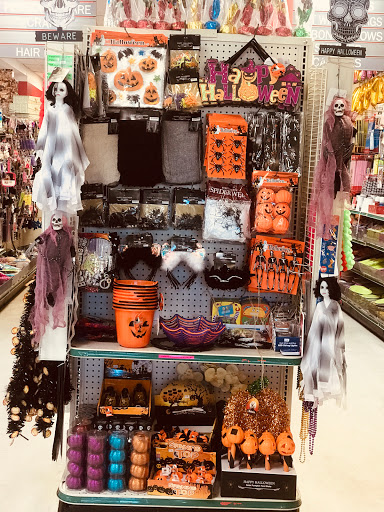 Dollar Store «Dollar City», reviews and photos, 911 Marina Village Pkwy, Alameda, CA 94501, USA