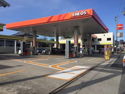 ニコニコレンタカー 新潟空港店
