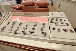 Joyería Pandora image