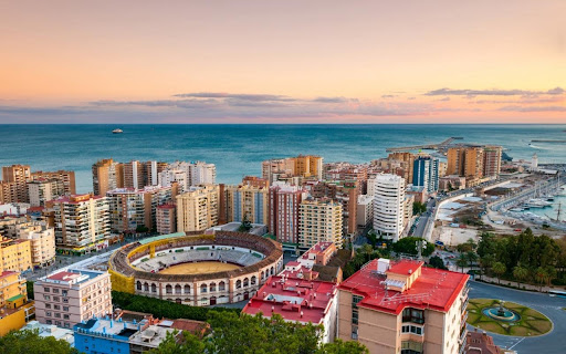 Abogados especializados en propiedad inmobiliaria en Málaga de 2024