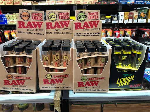 Tobacco Shop «Sky High Smoke Shop», reviews and photos, 6840 Dykes Rd, Southwest Ranches, FL 33331, USA