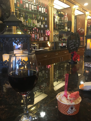 Wine Bar «Chocolaterie Stam», reviews and photos, 269 Main St, Dubuque, IA 52001, USA