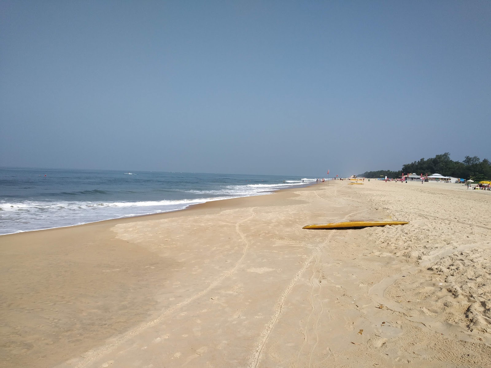 Fotografie cu Mobor Beach cu nivelul de curățenie înalt