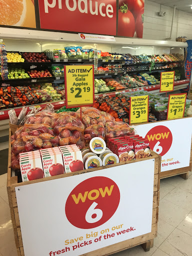 Grocery Store «Save-A-Lot», reviews and photos, 1117 E Commercial St, Springfield, MO 65803, USA