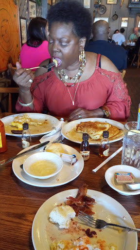 American Restaurant «Cracker Barrel Old Country Store», reviews and photos, 2697 Highwood Blvd, Smyrna, TN 37167, USA