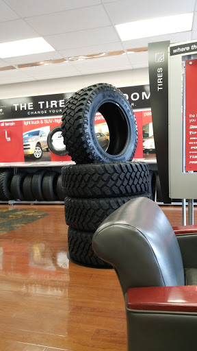 Tire Shop «Firestone Complete Auto Care», reviews and photos, 1831 Gulf Fwy, Dickinson, TX 77539, USA