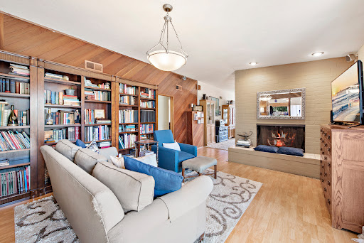 Onyx Homes - All About Orange County image