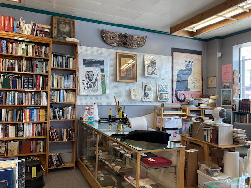 Used Book Store «Atlanta Vintage Books», reviews and photos, 3660 Clairmont Rd, Atlanta, GA 30341, USA