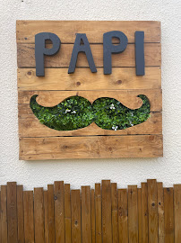 Photos du propriétaire du Restaurant Papi moustache à Fleury - n°3