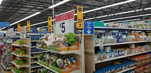 Supermarket «Walmart Supercenter», reviews and photos, 612 E Main St, Hohenwald, TN 38462, USA