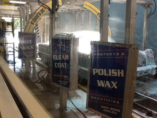 Car Wash «Expressway 55 Car Wash», reviews and photos, 800 Motor Pkwy, Brentwood, NY 11717, USA