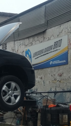 Opiniones de Lavadora y Lubricadora Brito en Guayaquil - Agencia de alquiler de autos