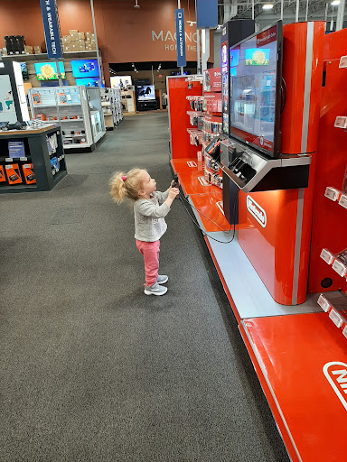 Electronics Store «Best Buy», reviews and photos, 801 Bethlehem Pike, North Wales, PA 19454, USA