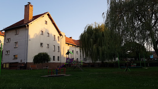 Niepubliczne Przedszkole Sióstr Salezjanek W Pieszycach Ogrodowa 48, 58-250 Pieszyce, Polska