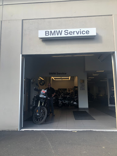 BMW Motorcycle Dealer «BMW Motorcycles of Western Oregon», reviews and photos, 12010 SW Garden Pl, Portland, OR 97223, USA