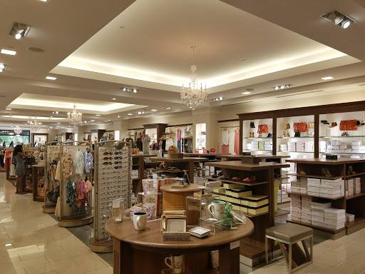 Shopping Mall «Paddock Shops», reviews and photos, 4055 Summit Plaza Dr, Louisville, KY 40241, USA