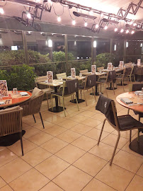 Atmosphère du Restaurant Léon - Vélizy à Vélizy-Villacoublay - n°10