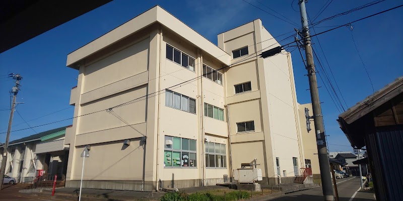 新発田市 猿橋コミュニティセンター