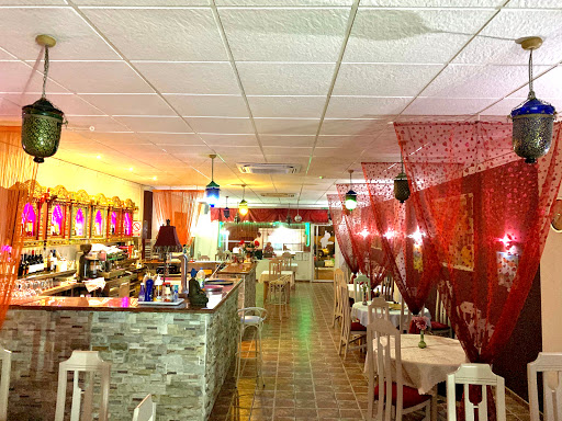The Claddagh Irish Bar & Pizzeria - 34 Calle Isla Tabaraca Urb La Regia, 03189 Cabo Roig, Alicante, España