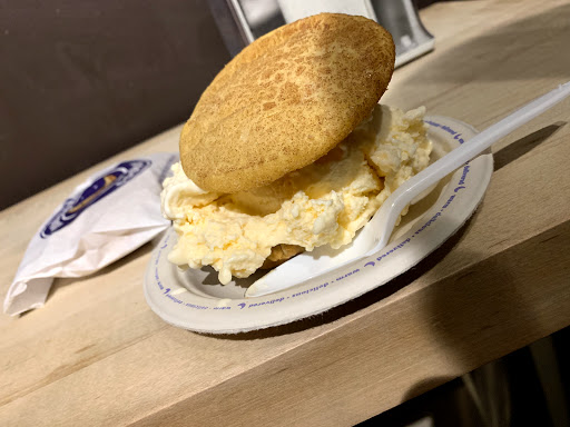 Cookie Shop «Insomnia Cookies», reviews and photos, 2209 N High St, Columbus, OH 43201, USA