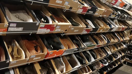 Shoe Store «DSW Designer Shoe Warehouse», reviews and photos, 4001 Factoria Square Mall SE, Bellevue, WA 98006, USA