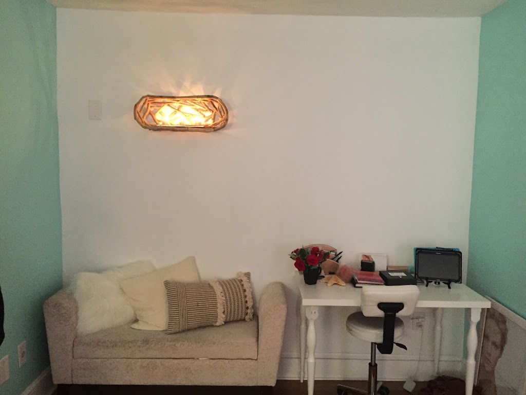 Smooth Sands Skin Care and Wax Bar 06033