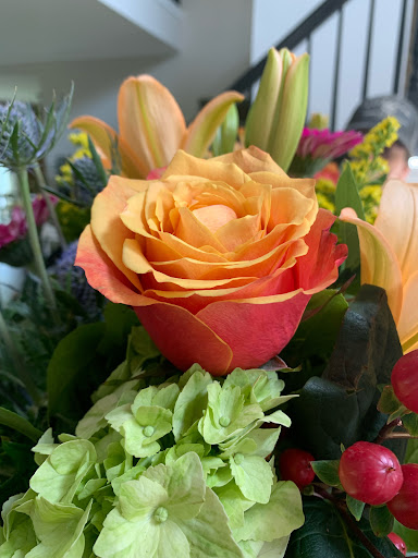 Florist «Town & Country Gardens Geneva», reviews and photos, 216 W State St, Geneva, IL 60134, USA