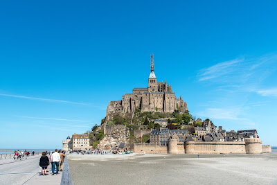 Chemins de la Baie du Mont Saint-Michel à Genêts