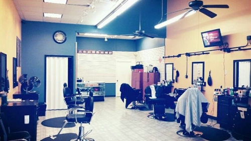 Fresh New Look Barber & Salon 70056