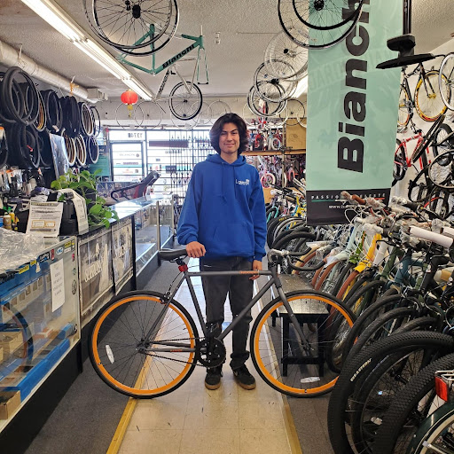 Bicycle Store «YG Bicycles», reviews and photos, 13747 Foothill Blvd, Sylmar, CA 91342, USA