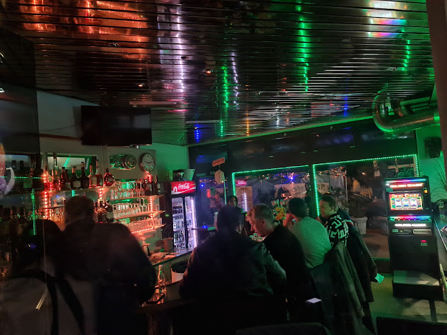 Rezensionen über Red Light Bar in Zürich - Bar