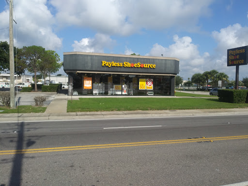 Payless ShoeSource, 1101 3rd St SW, Winter Haven, FL 33880, USA, 
