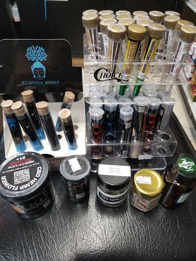 Gold Dealer «RUMMANA GOLD BUYER AND TOBACCO INC./ Sam Smoke Shop», reviews and photos, 2126 N University Dr, Sunrise, FL 33322, USA