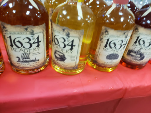 Liquor Store «Curtis Liquors - Weymouth», reviews and photos, 486 Columbian St, Weymouth, MA 02190, USA