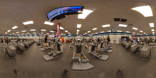 Health Club «Crunch - Howe Ave.», reviews and photos, 1250 Howe Ave, Sacramento, CA 95825, USA