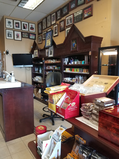 Tobacco Shop «Cigar World», reviews and photos, 8150 Leesburg Pike # H2, Vienna, VA 22182, USA
