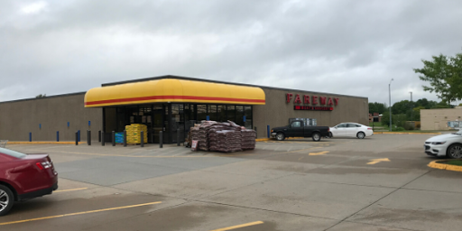 Fareway Grocery, 1308 S Lincoln St, Knoxville, IA 50138, USA, 
