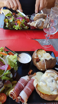 Raclette du Restaurant français La Patate no escape à Les Deux Alpes - n°8