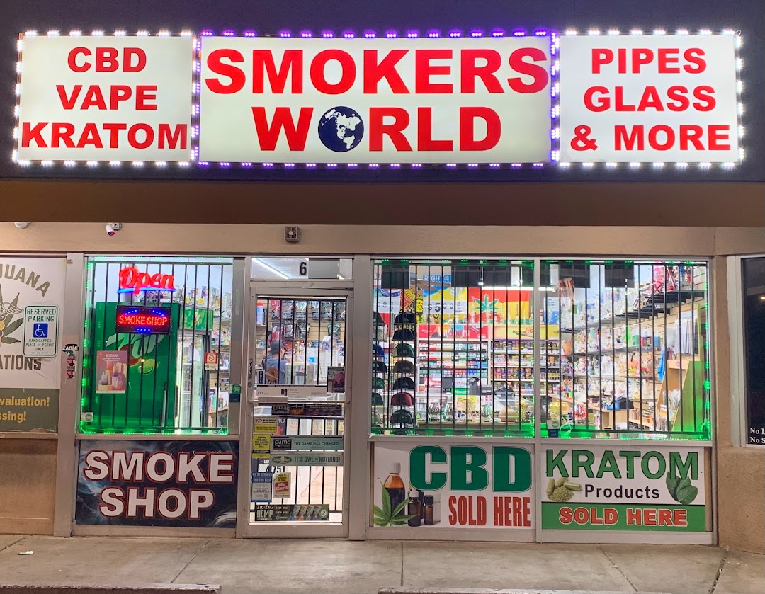 Smokers World