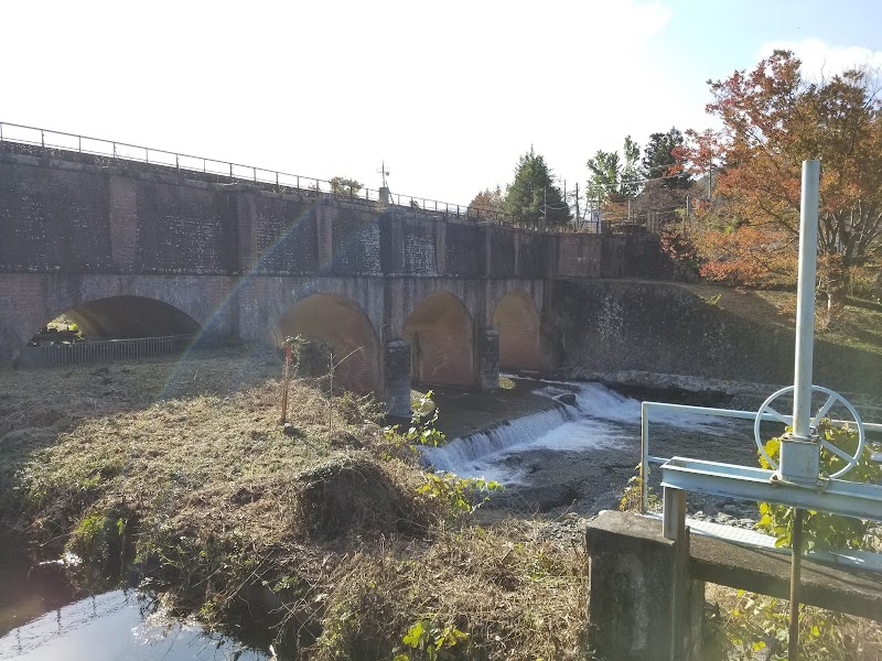 駒橋発電所 落合水路橋 山梨県都留市井倉 史跡 史跡 グルコミ