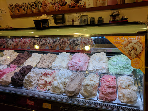 Ice Cream Shop «Cold Stone Creamery», reviews and photos, 15 Blake Blvd, Kissimmee, FL 34747, USA