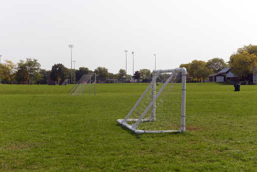 Park «Hoosier Grove Park», reviews and photos, 700 W Irving Park Rd, Streamwood, IL 60107, USA