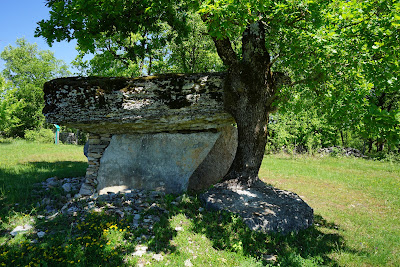Dolmen de Ferrières-Haut à Limogne-en-Quercy
