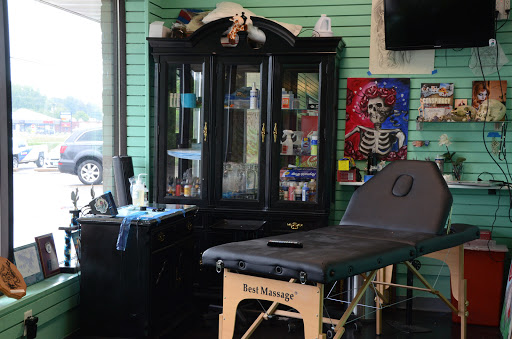 Tattoo Shop «Good Times Tattoo Company», reviews and photos, 14375 60th St N, Oak Park Heights, MN 55082, USA